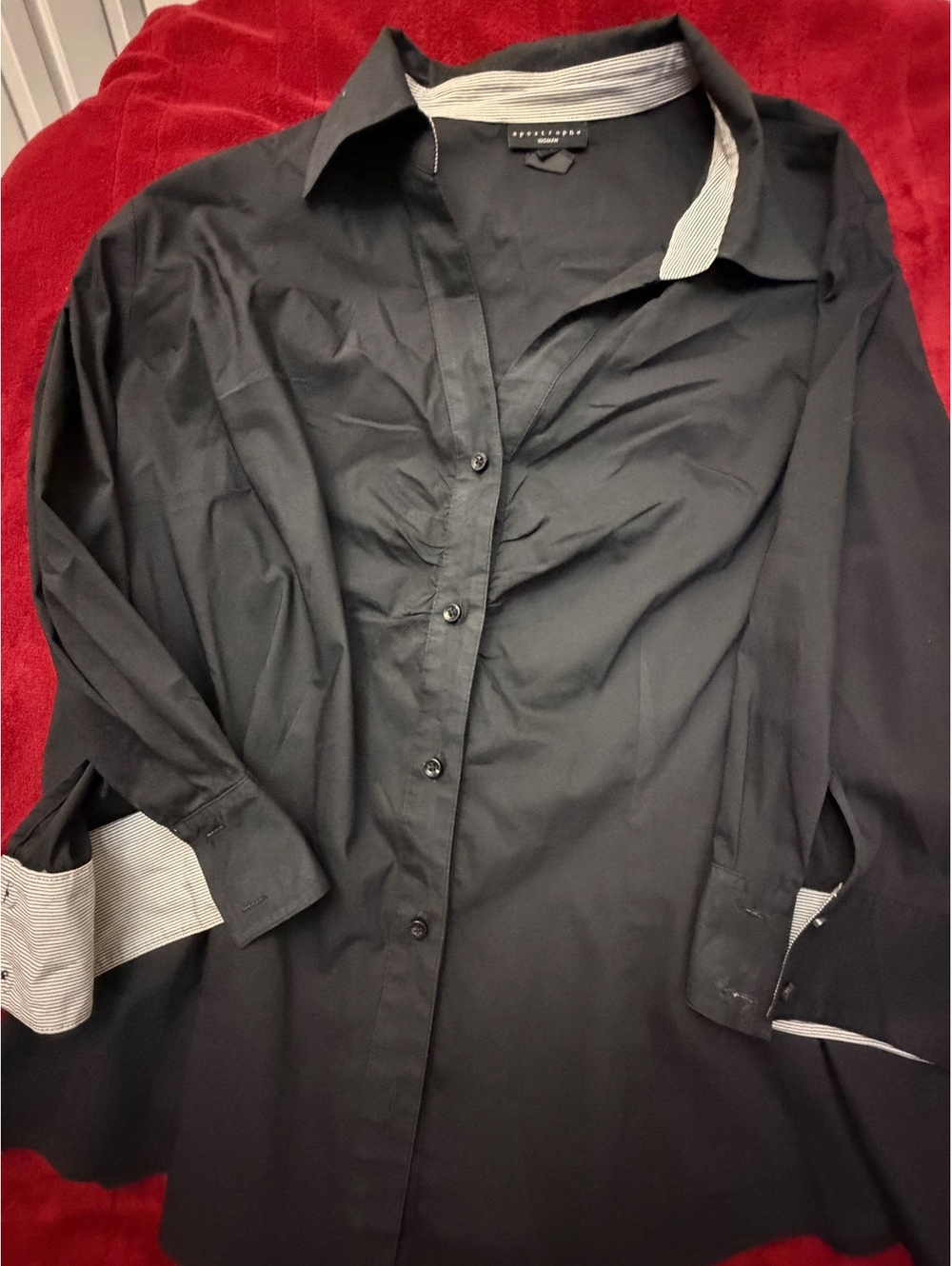 Apostrophe Woman Black Button-Up Shirt with Striped Cuff Detail